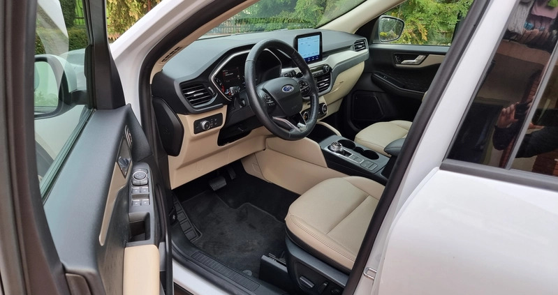Ford Kuga cena 99000 przebieg: 56000, rok produkcji 2020 z Pilica małe 352
